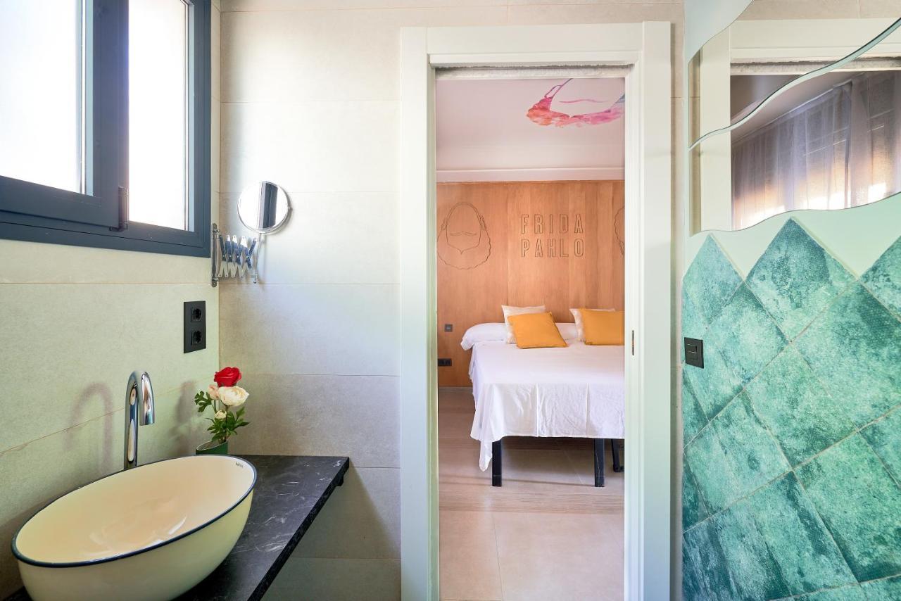 Frida Pahlo Apartment Малага Екстериор снимка